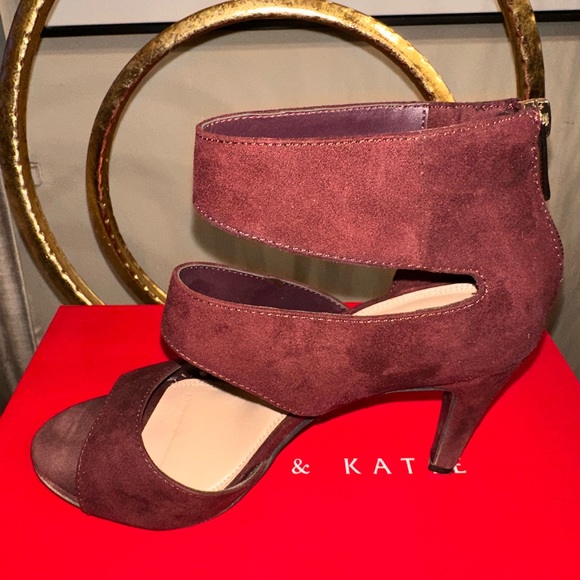 ❤️Katie & Kelly Amari Bordo Strappy Open Toe Back Zipper Sandal - Picture 14 of 16